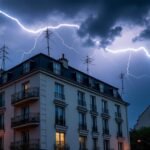 découvrez pourquoi l'installation de dispositifs de foudre et parafoudre est une obligation légale dans certains départements, pour protéger les bâtiments et garantir la sécurité.